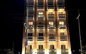 Lk Apartment & Hotel